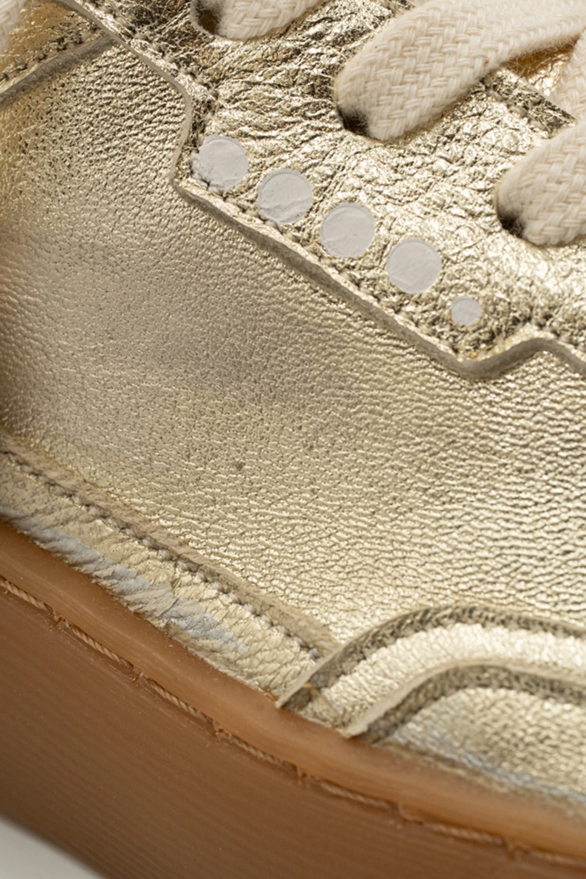 Soho Golden - Image 6