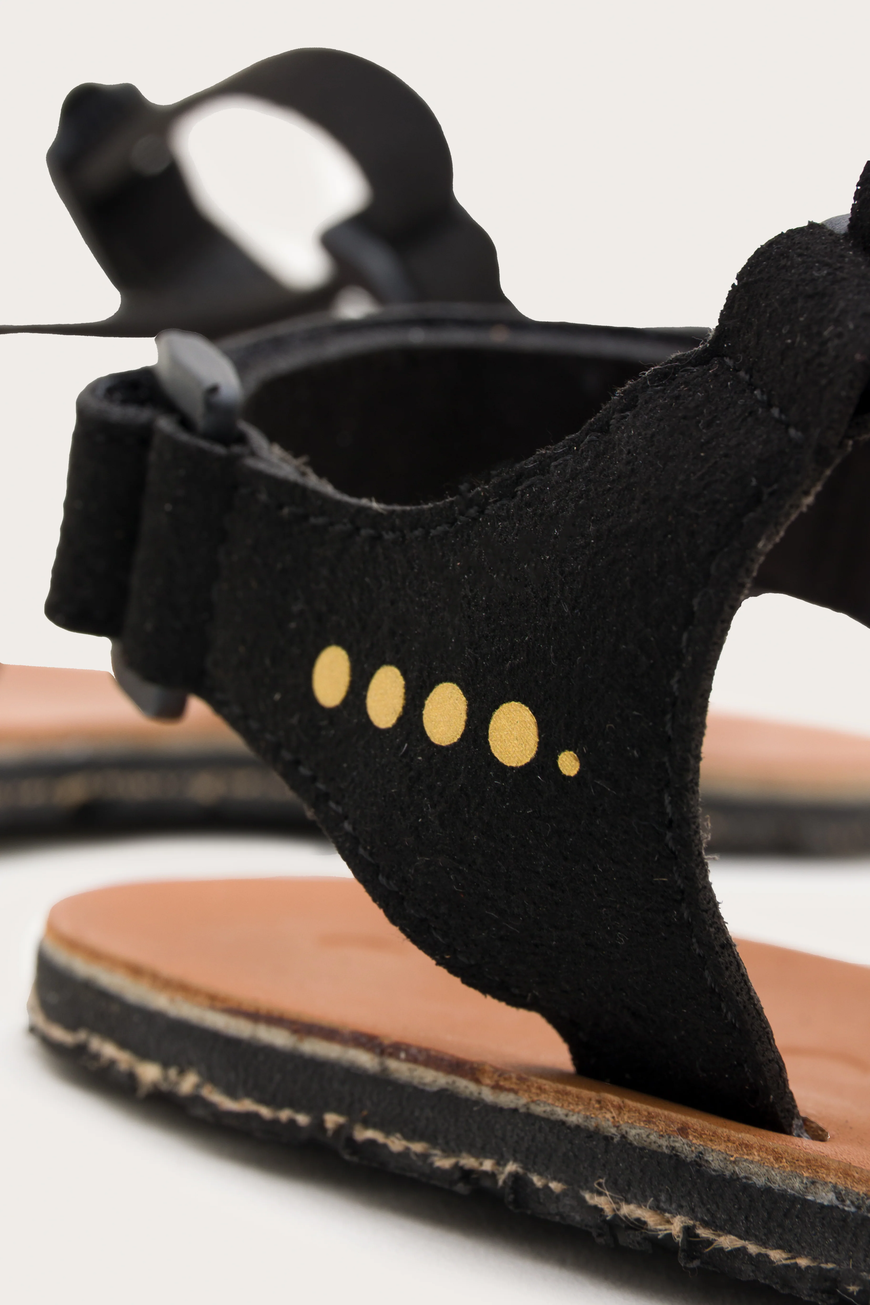 Senda Night - Image 8