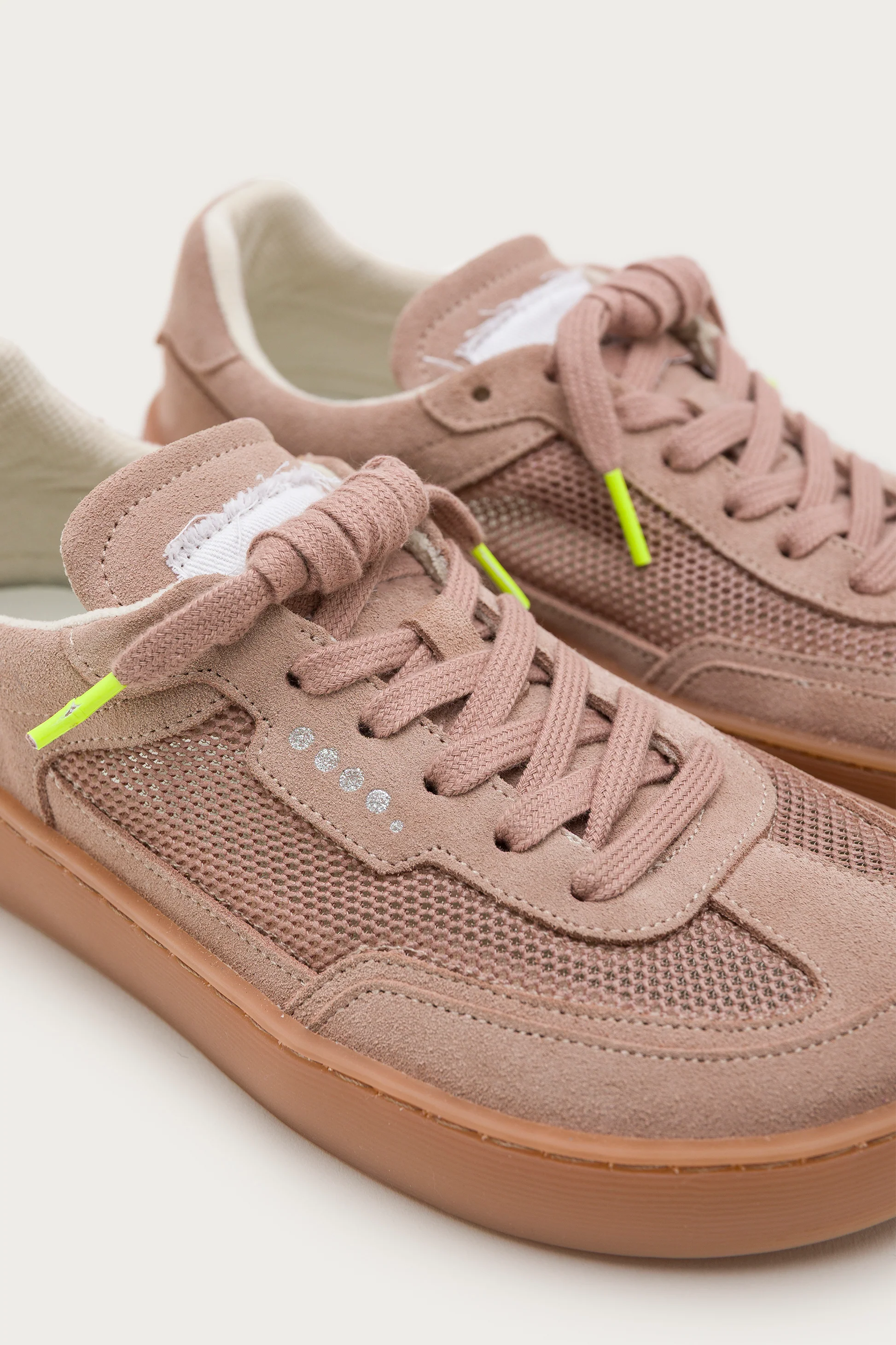 Soho Mesh Blush - Image 6