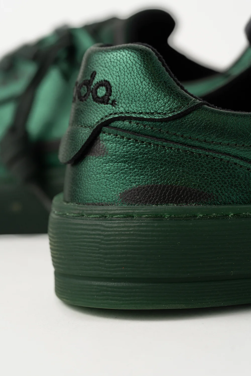 Soho Metal Green - Image 7